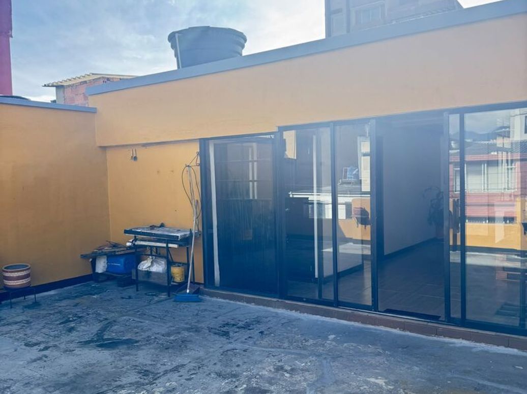 Casa de 5 alcobas en venta en La Alqueria, Bogotá, 365 m² · foto 12 de 13