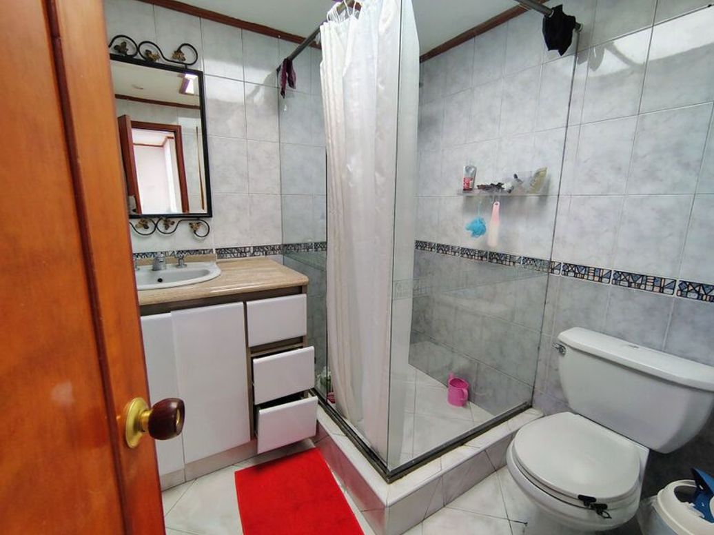 Casa de 8 alcobas en venta en Chapinero, Bogotá, 400 m² · foto 20 de 20