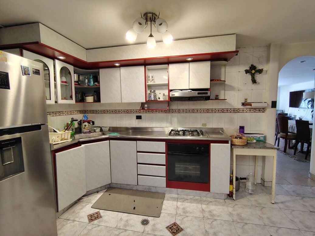 Casa de 8 alcobas en venta en Chapinero, Bogotá, 400 m² · foto 13 de 20