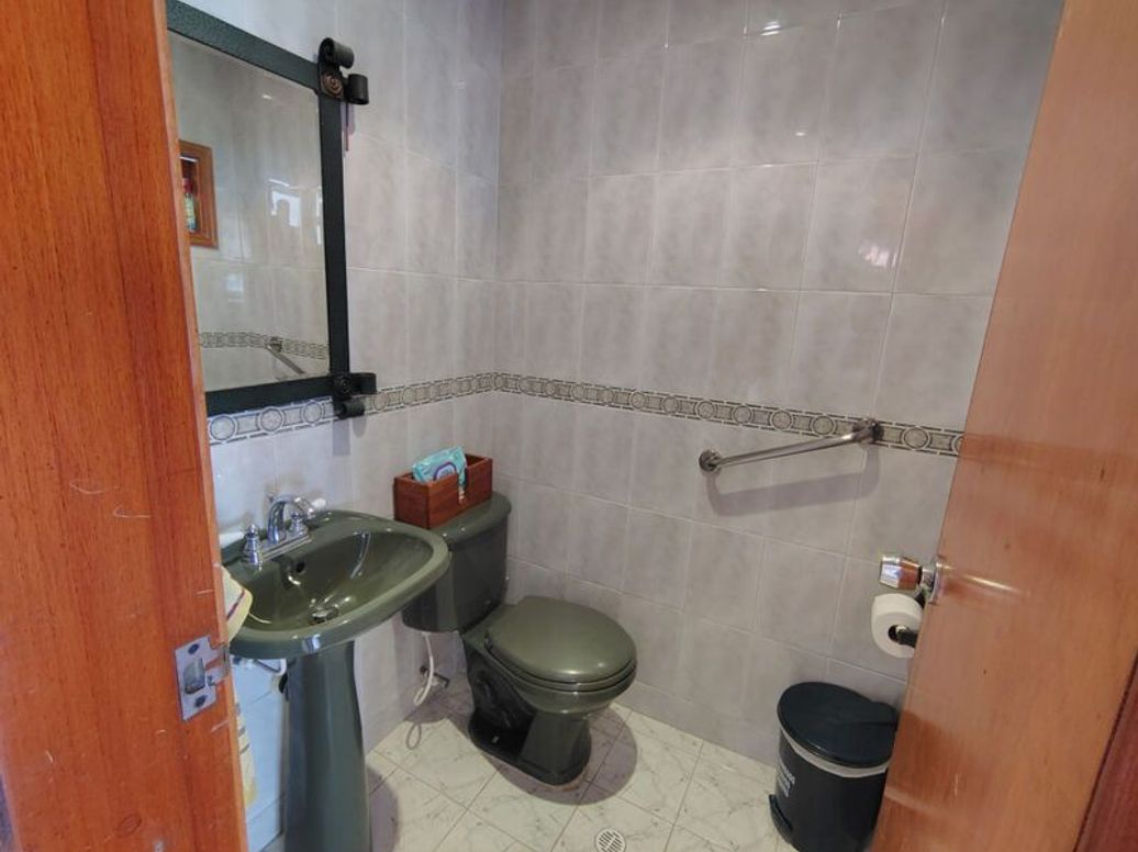 Casa de 8 alcobas en venta en Chapinero, Bogotá, 400 m² · foto 12 de 20