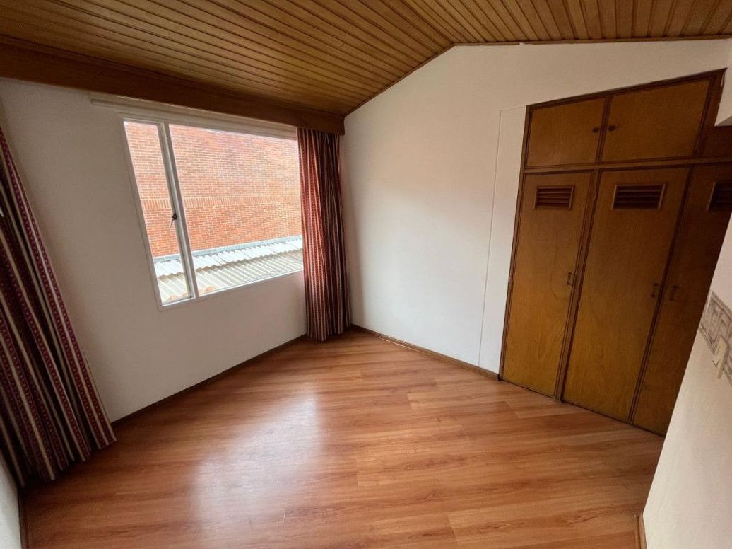 Apartamento de 2 alcobas en venta en Los Cedros Oriental, Bogotá, 80 m² · foto 6 de 16