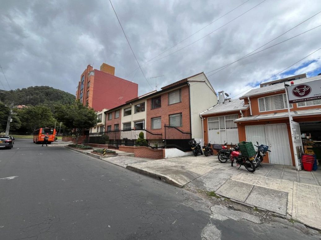 Apartamento de 2 alcobas en venta en Los Cedros Oriental, Bogotá, 80 m² · foto 16 de 16