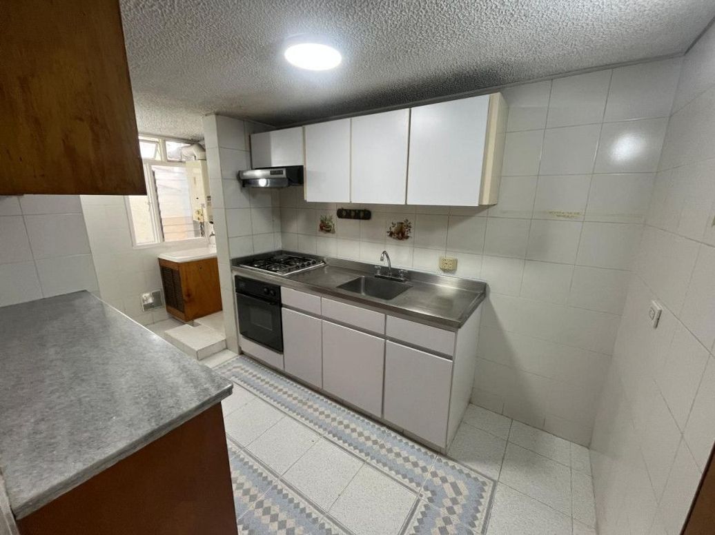 Apartamento de 2 alcobas en venta en Los Cedros Oriental, Bogotá, 80 m² · foto 11 de 16