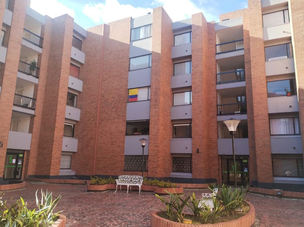 Apartamento de 2 alcobas en venta en Salitre Et. I, Bogotá, 73 m² · foto 12 de 18