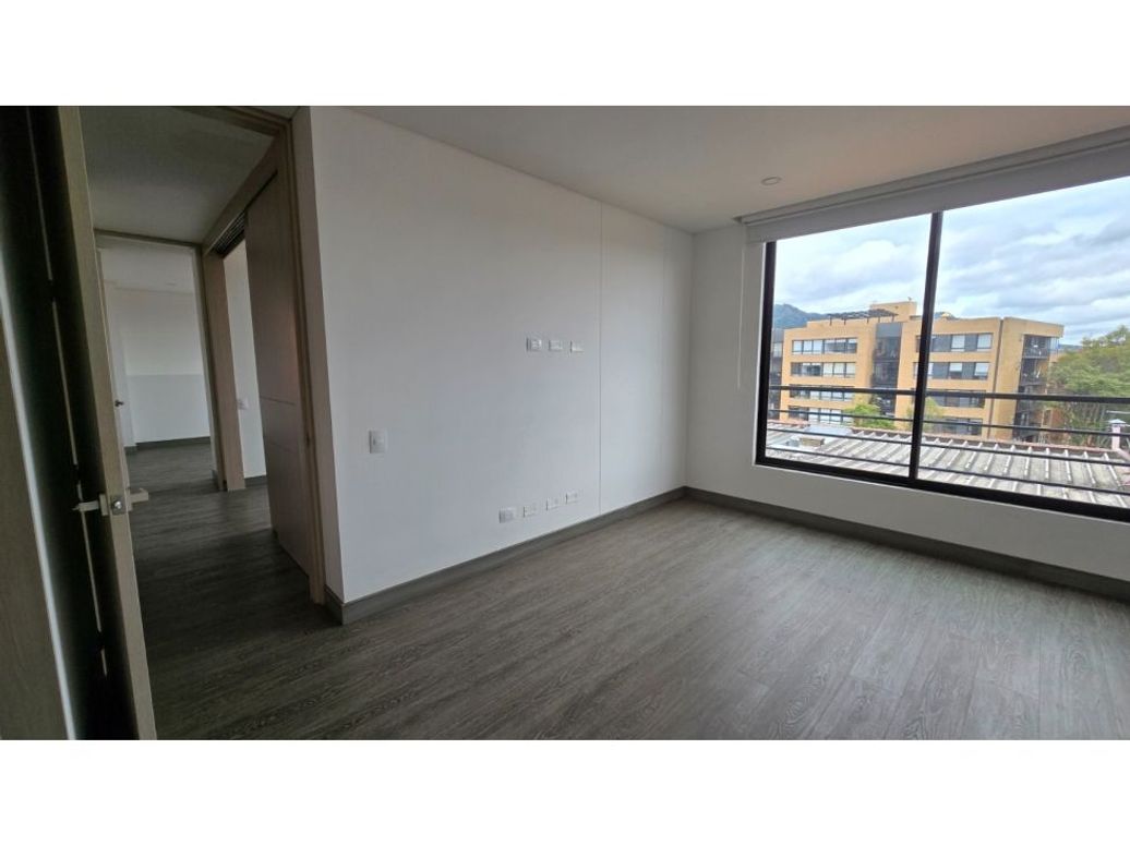Apartamento de 3 alcobas en venta en Santa Barbara, Bogotá, 123 m² · foto 10 de 12