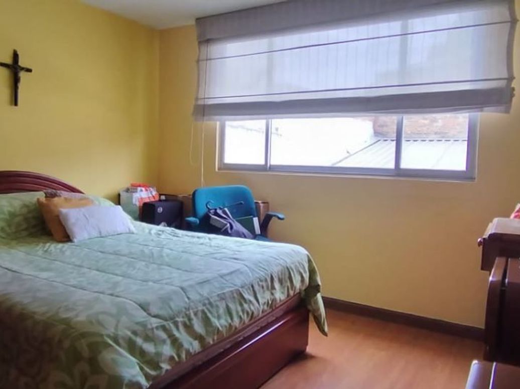 Casa de 6 alcobas en venta en José Joaquín Vargas, Bogotá · foto 11 de 20