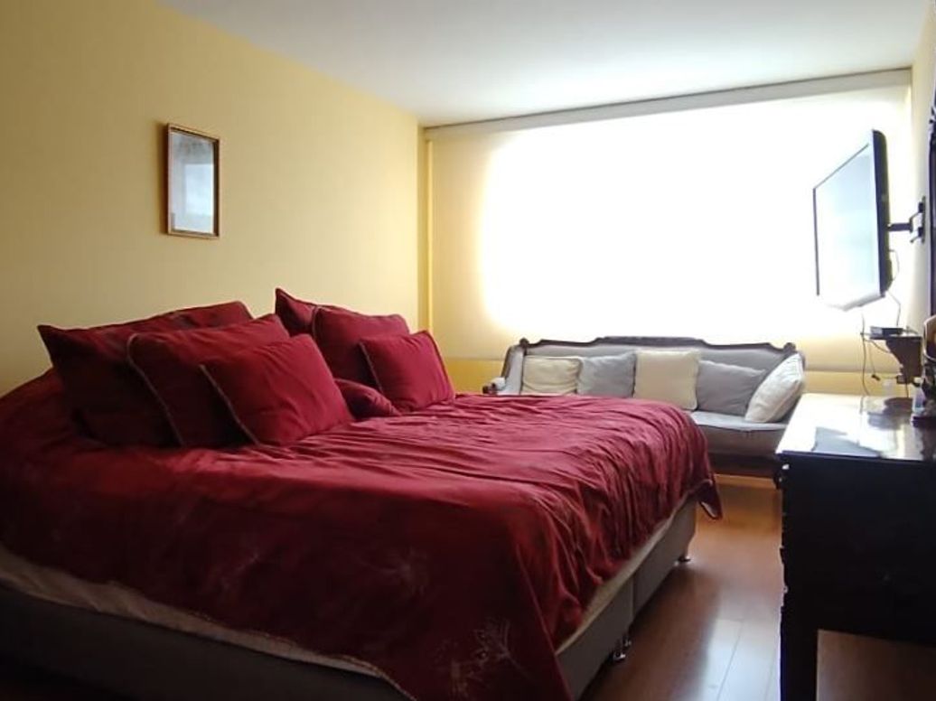 Casa de 6 alcobas en venta en José Joaquín Vargas, Bogotá · foto 12 de 20