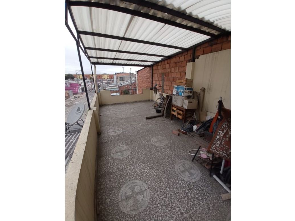 Casa de 3 alcobas en venta en Zarzamora, Bogotá, 170 m² · foto 13 de 20