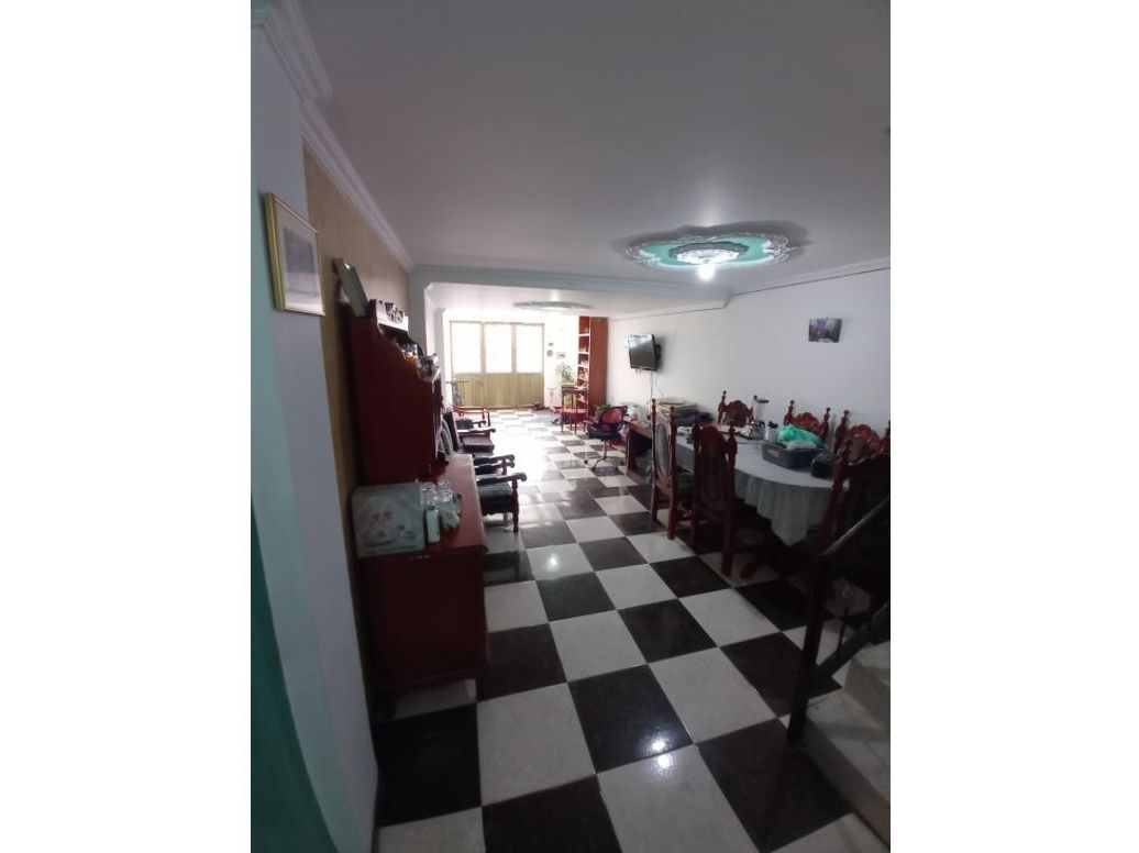Casa de 3 alcobas en venta en Zarzamora, Bogotá, 170 m² · foto 6 de 20