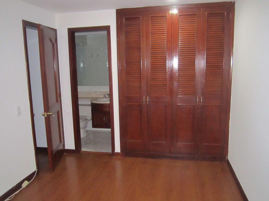 Apartamento de 3 alcobas en venta en Country Club, Bogotá, 152 m² · foto 20 de 20