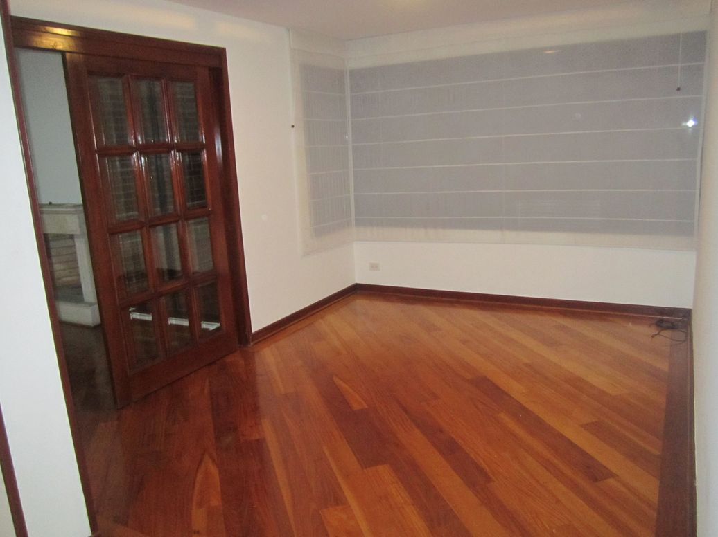 Apartamento de 3 alcobas en venta en Country Club, Bogotá, 152 m² · foto 6 de 20