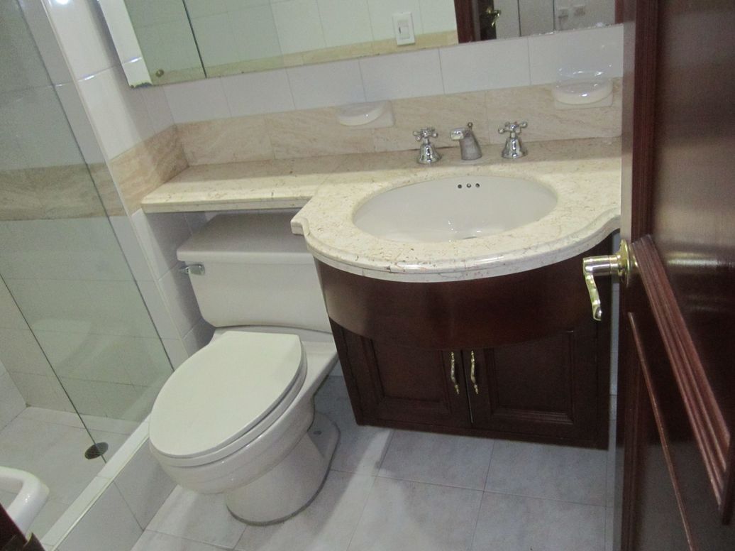 Apartamento de 3 alcobas en venta en Country Club, Bogotá, 152 m² · foto 14 de 20