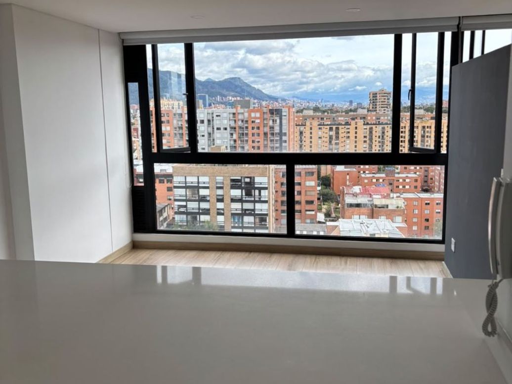 Apartaestudio en venta en Acacias Usaquen, Bogotá, 44 m² · foto 2 de 8