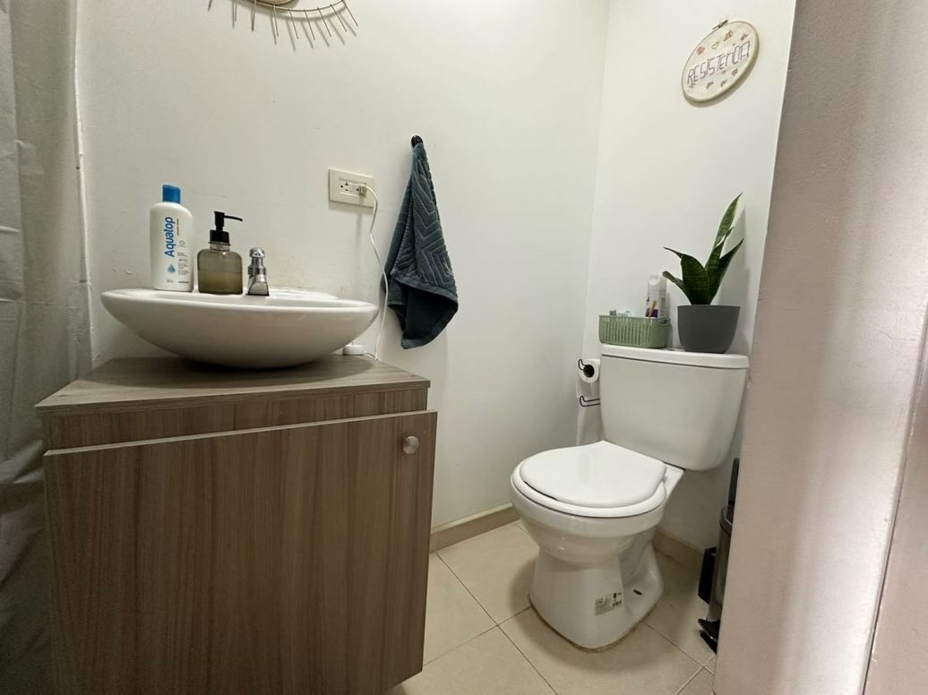 Apartamento de 1 alcoba en venta en La Castellana, Bogotá, 16 m² · foto 14 de 20