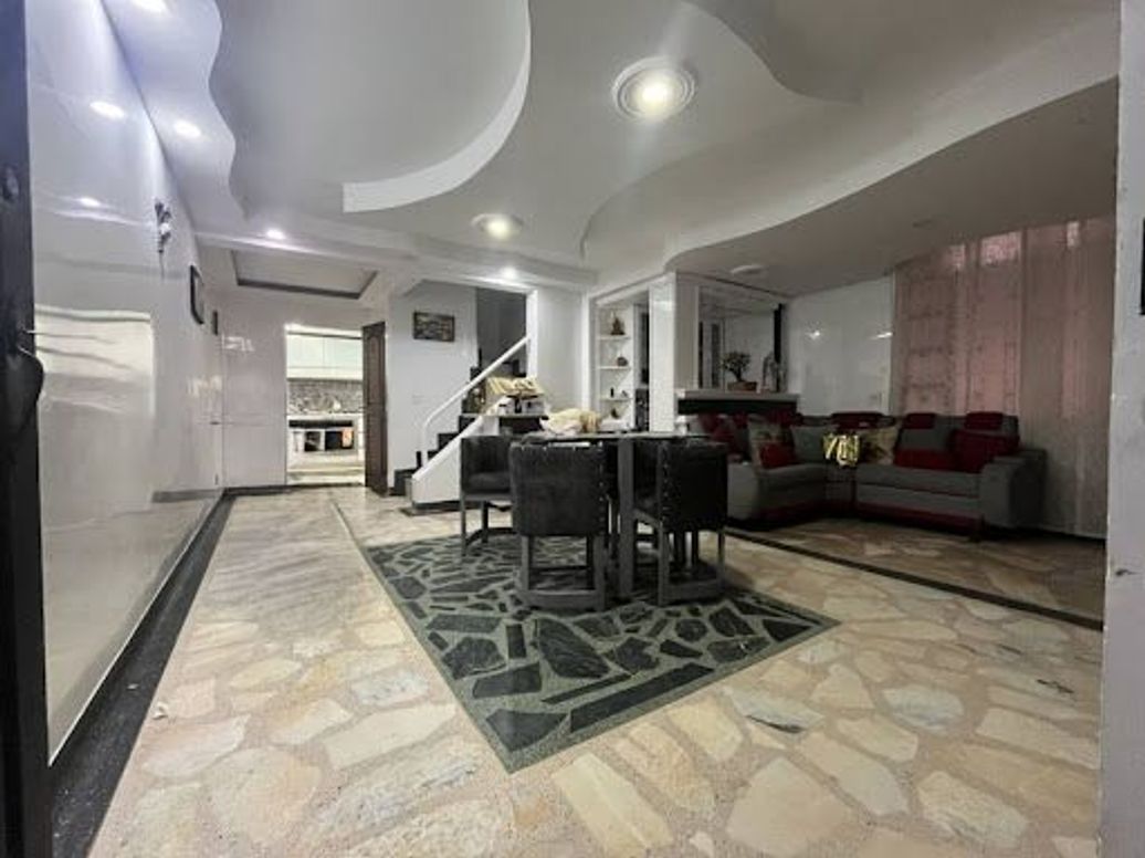 Casa de 5 alcobas en venta en Americas Occidental, Bogotá, 248 m² · foto 4 de 20
