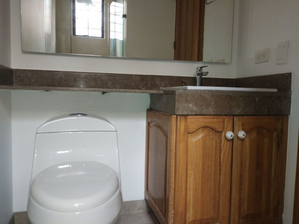 Apartamento de 3 alcobas en venta en Santa Barbara Occidental, Bogotá, 186 m² · foto 10 de 20