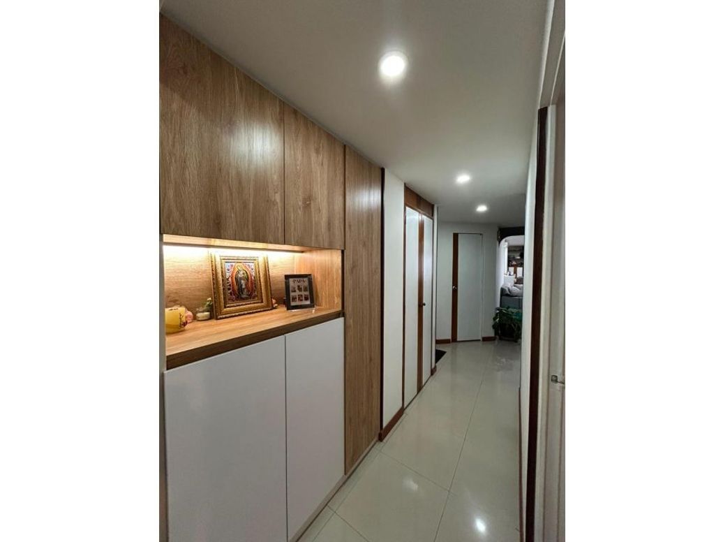 Apartamento de 3 alcobas en venta en Cedritos, Bogotá, 75 m² · foto 12 de 19