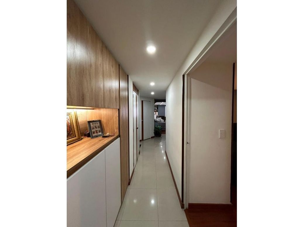 Apartamento de 3 alcobas en venta en Cedritos, Bogotá, 75 m² · foto 13 de 19