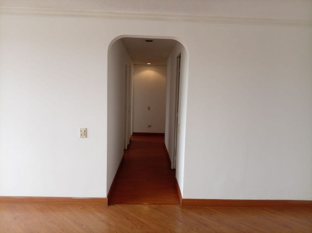Apartamento de 3 alcobas en venta en Mónaco, Bogotá, 100 m² · foto 3 de 20