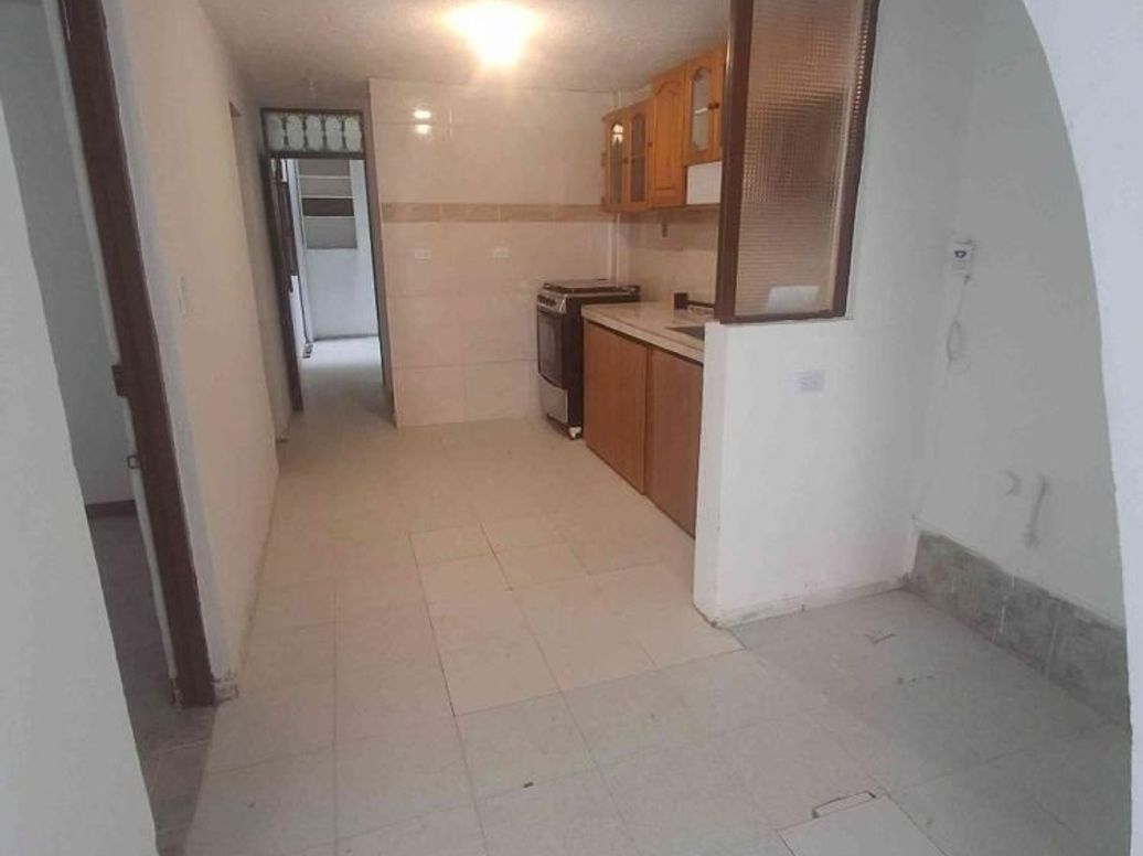 Apartamento de 3 alcobas en venta en Tibabuyes, Bogotá, 70 m² · foto 5 de 17