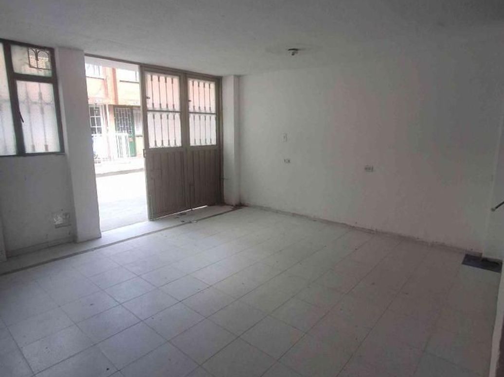 Apartamento de 3 alcobas en venta en Tibabuyes, Bogotá, 70 m² · foto 4 de 17