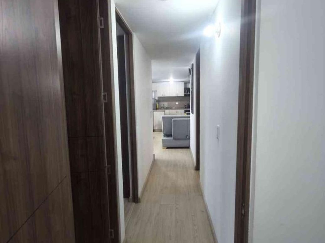 Apartamento de 3 alcobas en venta en El Dorado, Bogotá, 76 m² · foto 8 de 20
