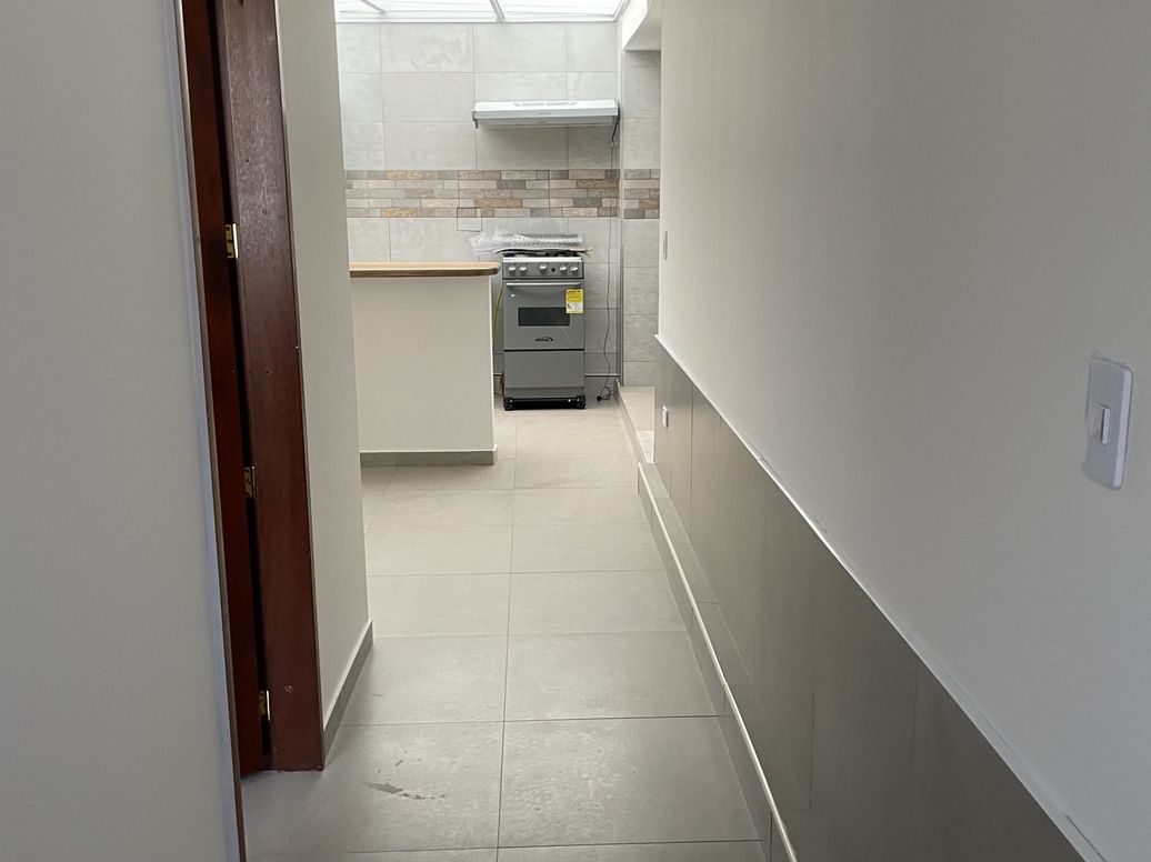 Apartaestudio en arriendo en La Perseverancia, Bogotá, 25 m² · foto 11 de 12