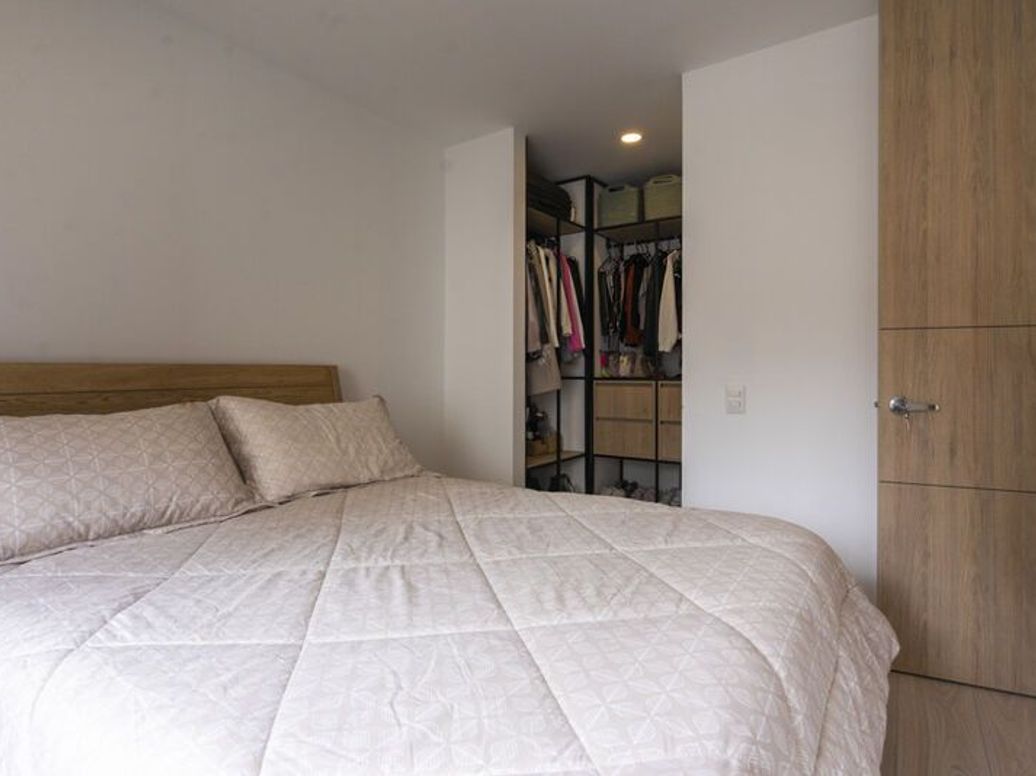 Apartaestudio en venta en Santa Barbara Oriental, Bogotá, 37 m² · foto 9 de 18