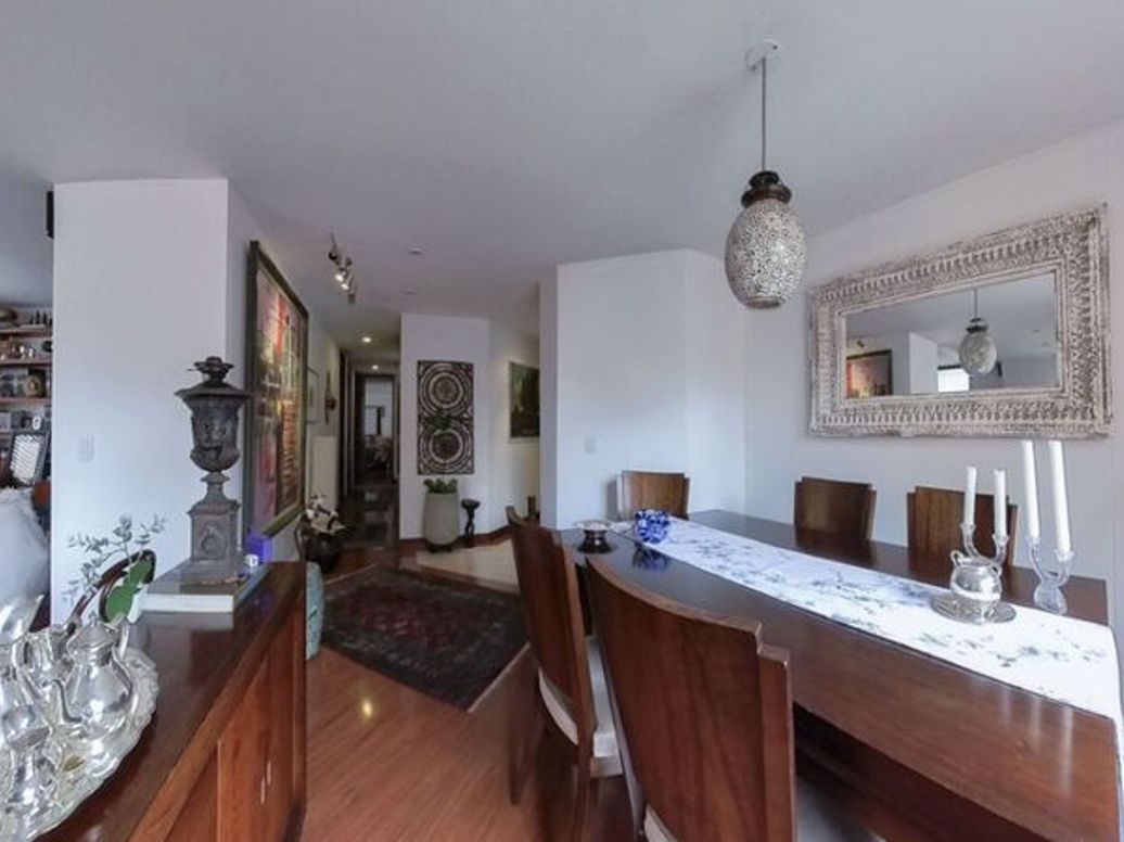 Apartamento de 3 alcobas en venta en Santa Barbara Occidental, Bogotá, 125 m² · foto 8 de 20