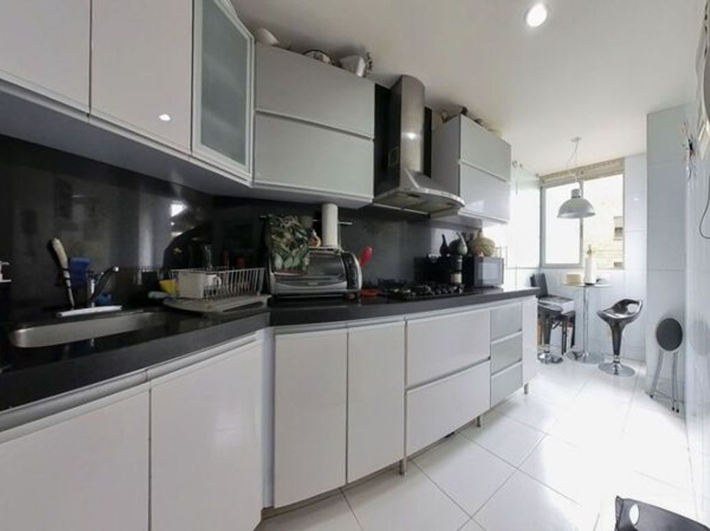 Apartamento de 3 alcobas en venta en Santa Barbara Occidental, Bogotá, 125 m² · foto 12 de 20
