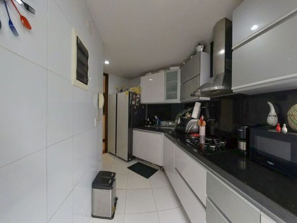Apartamento de 3 alcobas en venta en Santa Barbara Occidental, Bogotá, 125 m² · foto 14 de 20