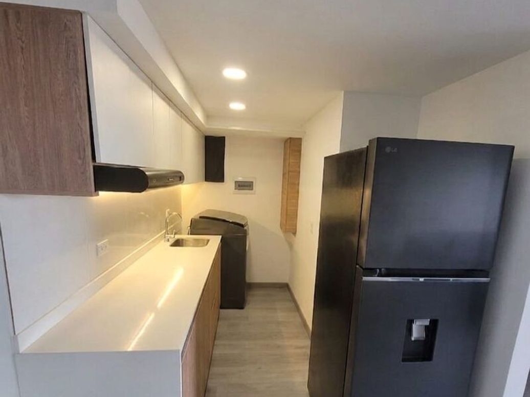 Apartamento de 1 alcoba en venta en El Redil, Bogotá, 29 m² · foto 3 de 10