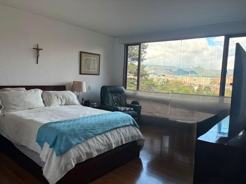 Apartamento de 3 alcobas en venta en Niza Suba, Bogotá, 182 m² · foto 8 de 20