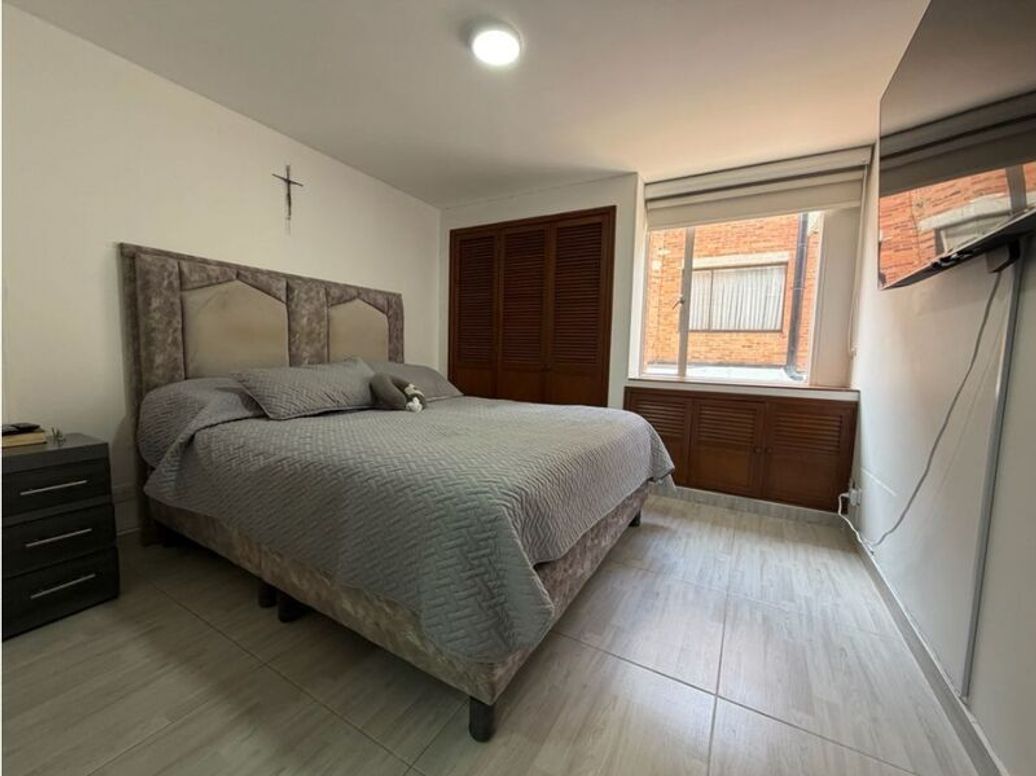 Apartamento de 2 alcobas en venta en Los Cedritos, Bogotá, 66 m² · foto 14 de 20