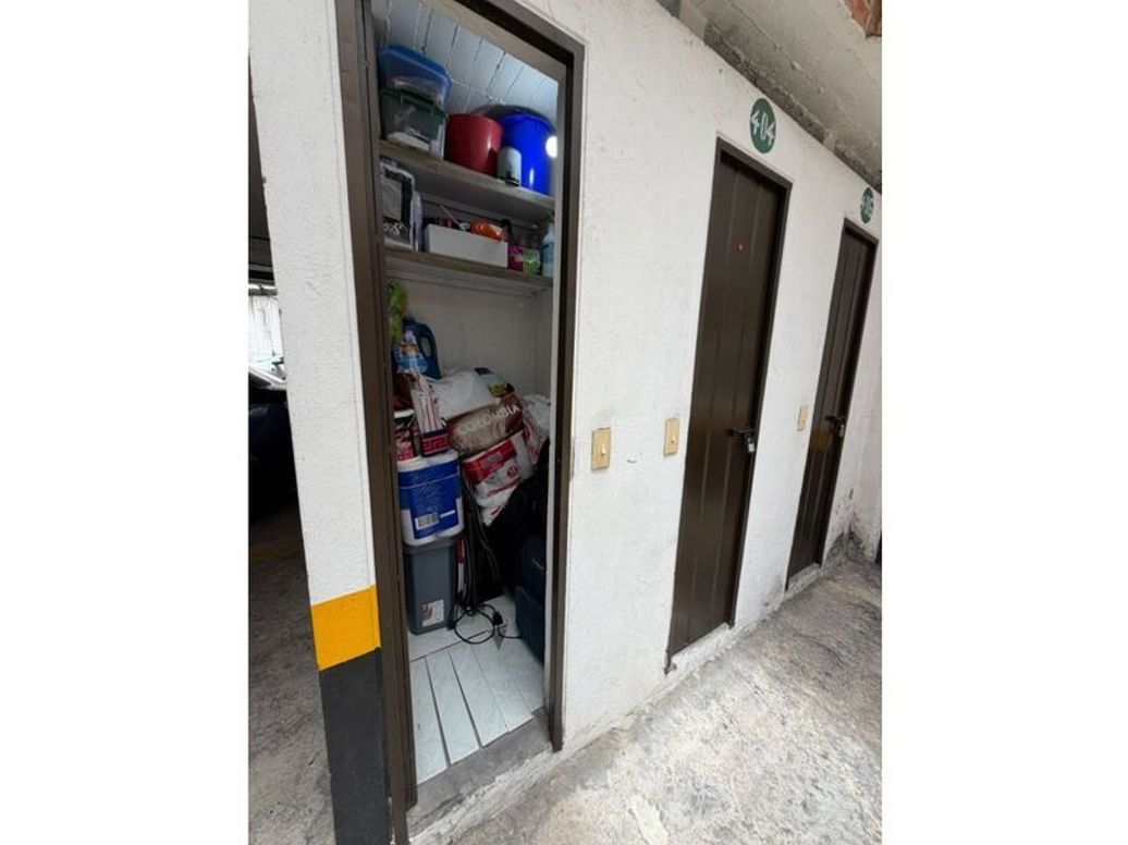 Apartamento de 2 alcobas en venta en Los Cedritos, Bogotá, 66 m² · foto 16 de 20