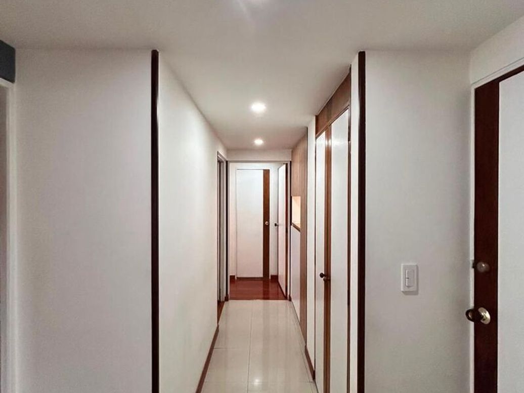 Apartamento de 3 alcobas en venta en Caobos Salazar, Bogotá, 75 m² · foto 14 de 20