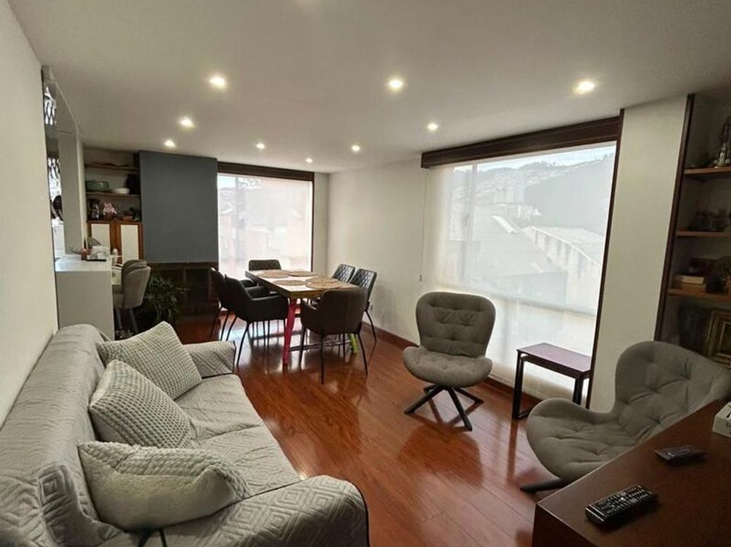 Apartamento de 3 alcobas en venta en Caobos Salazar, Bogotá, 75 m² · foto 9 de 20