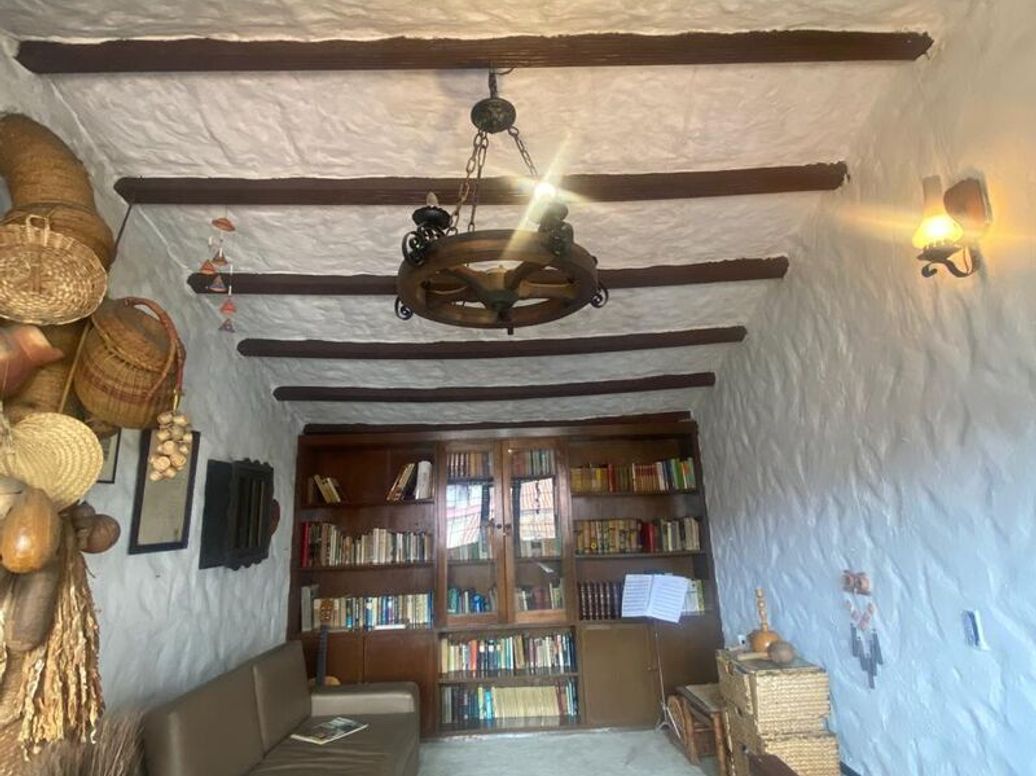 Casa de 4 alcobas en venta en El Batan, Bogotá, 298 m² · foto 15 de 20