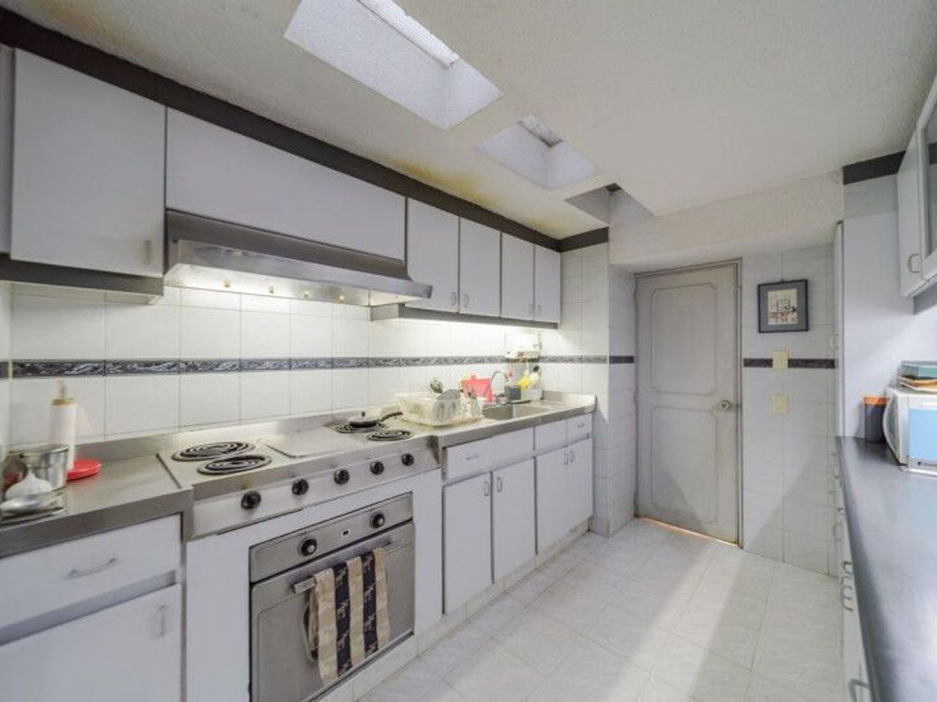 Casa de 5 alcobas en venta en Mónaco, Bogotá, 356 m² · foto 13 de 20