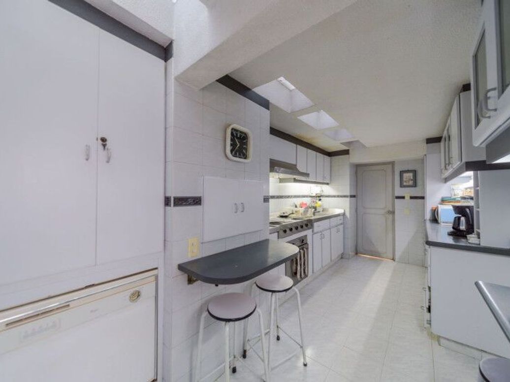Casa de 5 alcobas en venta en Mónaco, Bogotá, 356 m² · foto 11 de 20