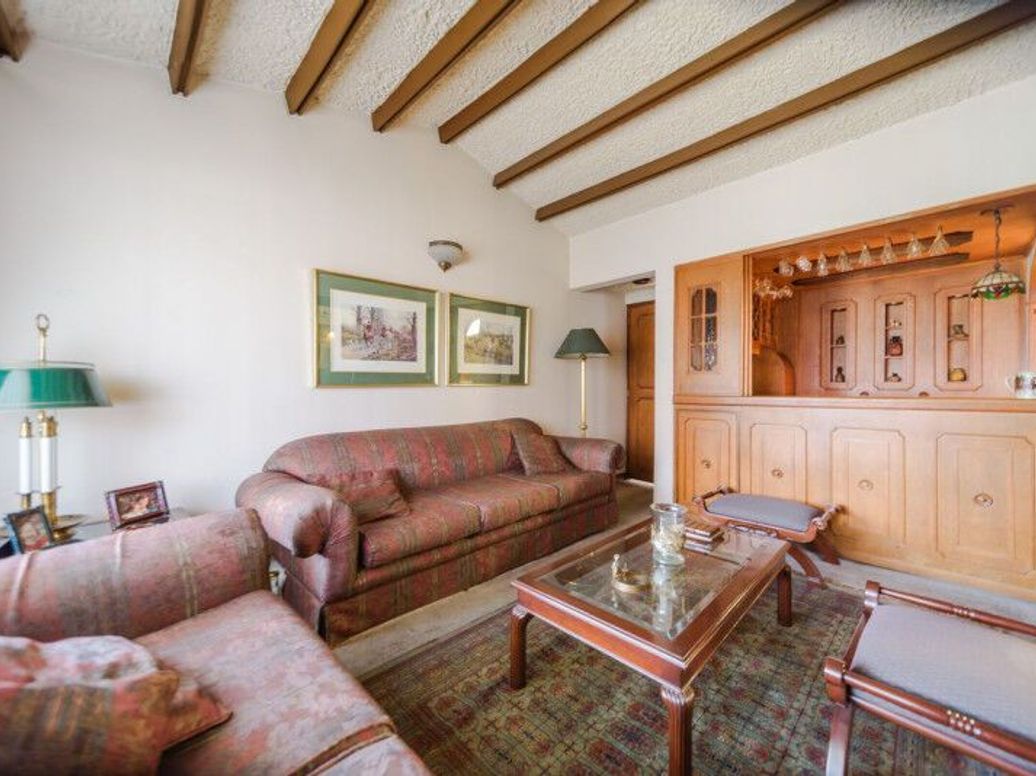 Casa de 5 alcobas en venta en Mónaco, Bogotá, 356 m² · foto 15 de 20