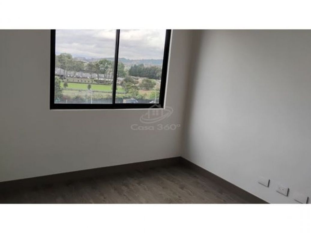 Apartamento de 2 alcobas en venta en Suba, Bogotá, 65 m² · foto 6 de 12