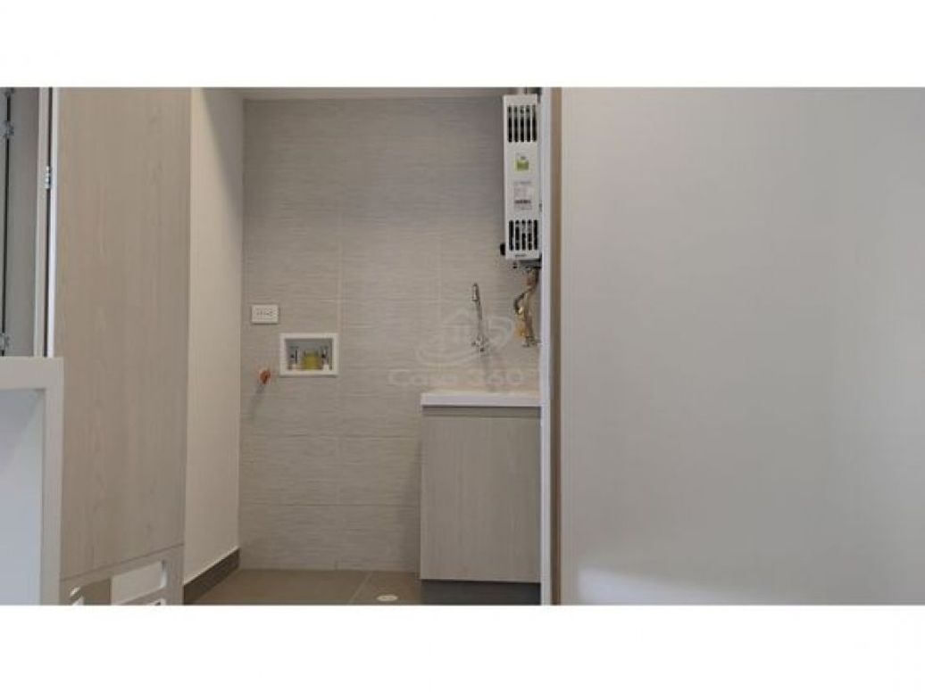 Apartamento de 2 alcobas en venta en Suba, Bogotá, 65 m² · foto 8 de 12