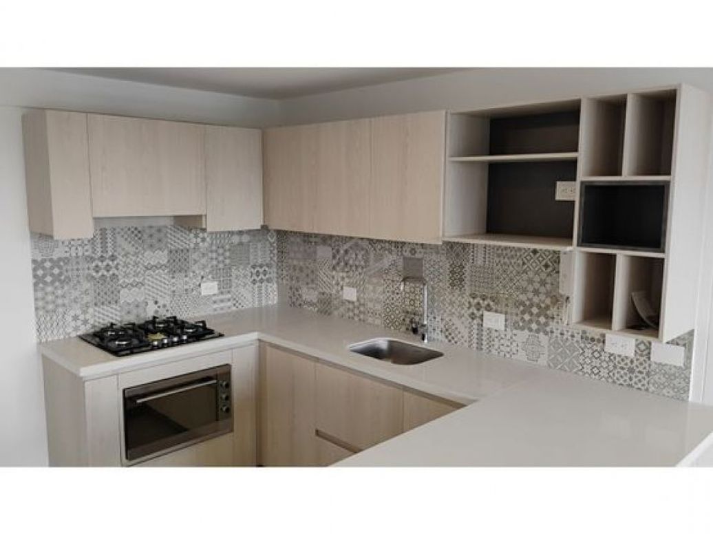 Apartamento de 2 alcobas en venta en Suba, Bogotá, 65 m² · foto 4 de 12