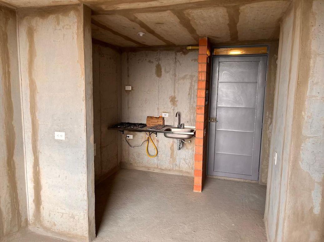 Apartamento de 2 alcobas en venta en Bosque De Castilla, Bogotá, 38 m² · foto 2 de 11