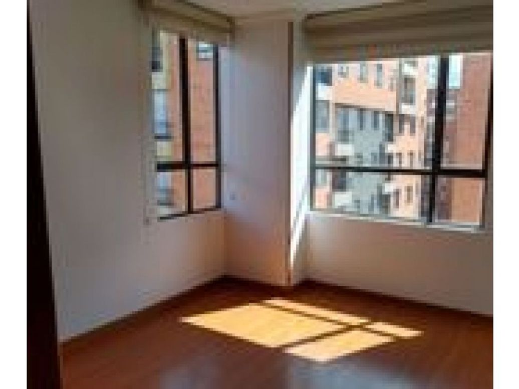 Apartamento de 3 alcobas en venta en Las Acasias, Bogotá, 76 m² · foto 12 de 15