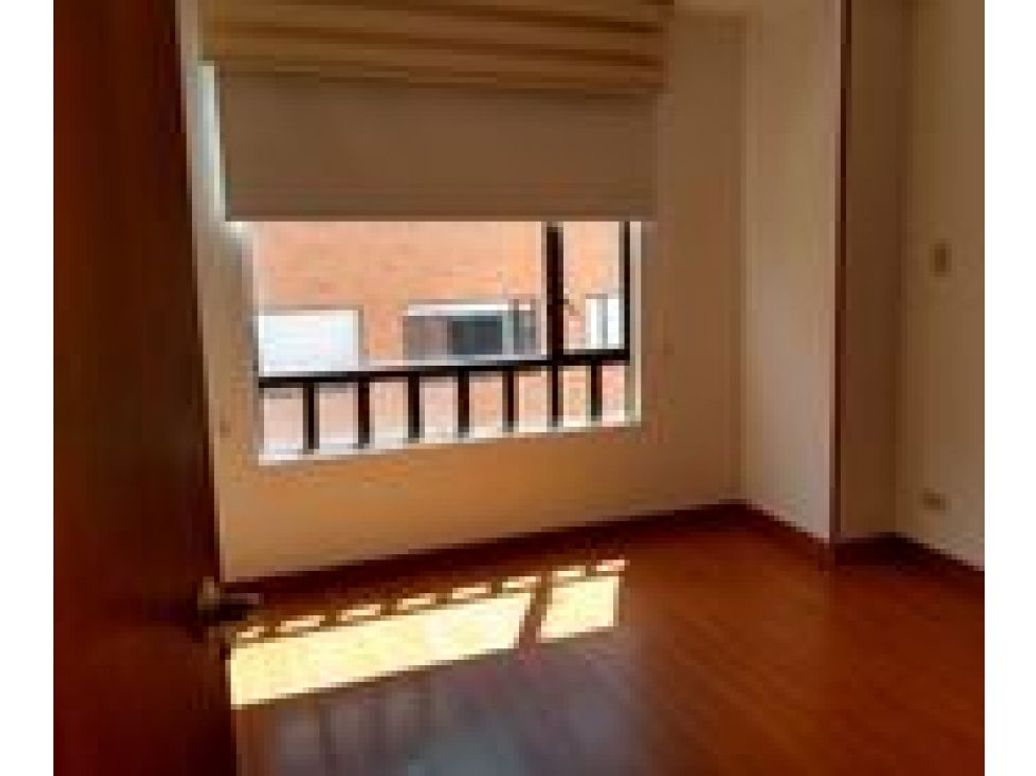 Apartamento de 3 alcobas en venta en Las Acasias, Bogotá, 76 m² · foto 9 de 15