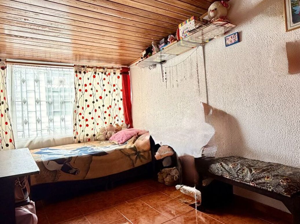 Casa de 4 alcobas en venta en Paris, Bogotá, 83 m² · foto 13 de 16