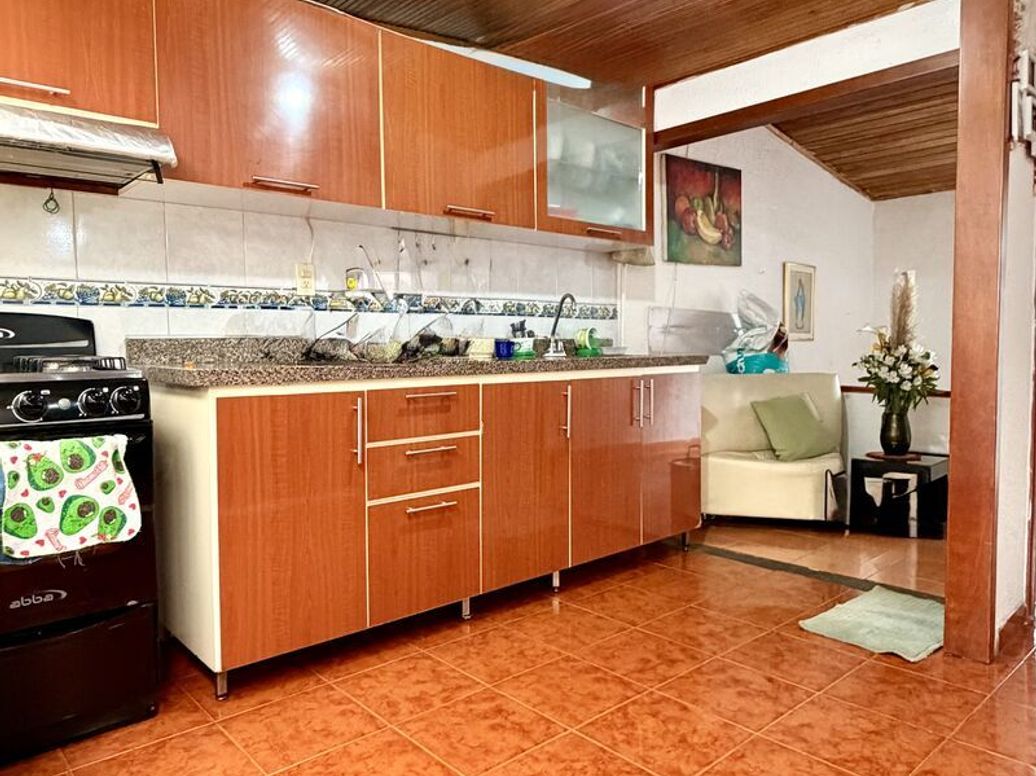 Casa de 4 alcobas en venta en Paris, Bogotá, 83 m² · foto 8 de 16