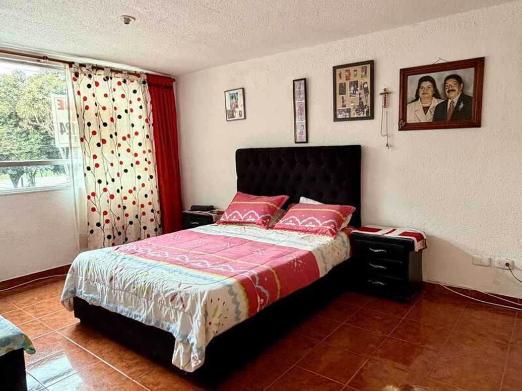 Casa de 4 alcobas en venta en Paris, Bogotá, 83 m² · foto 11 de 16